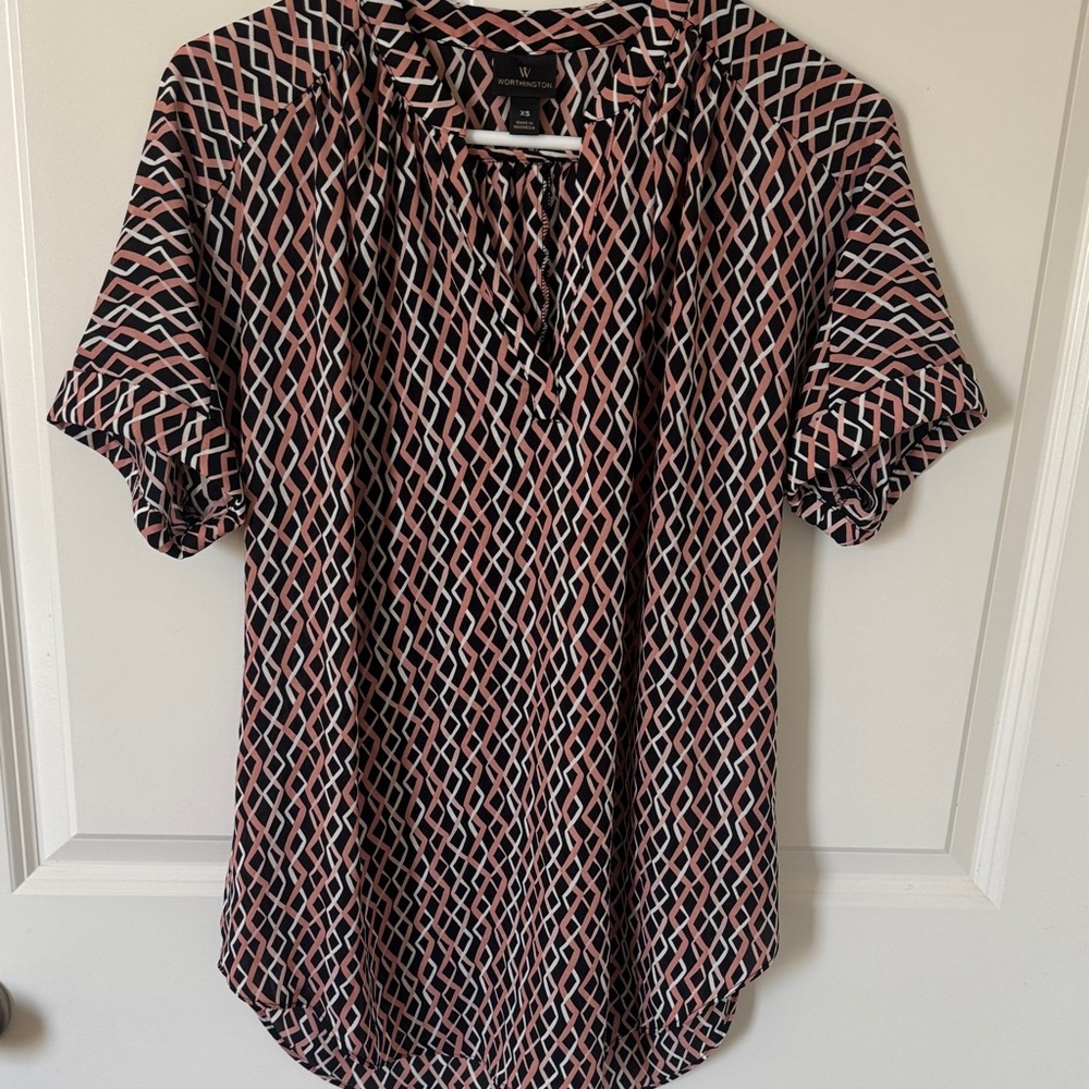 Worthington Geometric Black and Pink Blouse